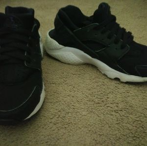 Nike huaraches